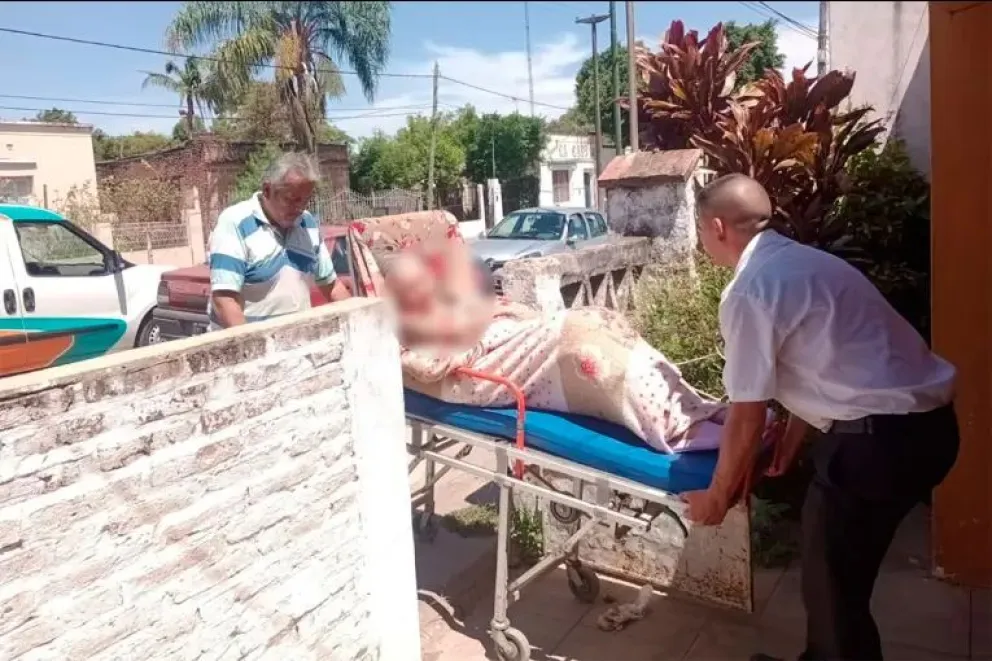 Conmoción en Santa Elena: rescatan a una mujer de 82 años que vivía en condiciones de abandono